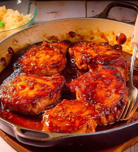 Mama's Cooking Recipes | ****"I made this tonight and it is AMAZING | Facebook Amish Country Casserole, Country Casserole, Pork Chops Bone In, Honey Pork Chops, Honey Garlic Pork, Garlic Pork Chops, Honey Garlic Pork Chops, Longhorn Steakhouse, Honey Pork