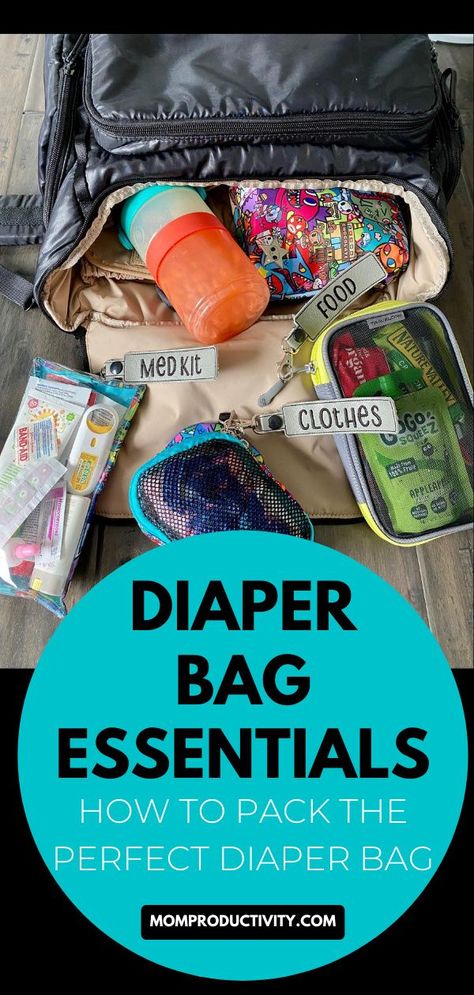 Toddler Diaper Bag Essentials, Toddler Bag Essentials, Mom Bag Essentials, Diaper Bag Organization Pouches, Mom Productivity, Toddler Diaper Bag, Diy Diaper Bag, Diaper Bag Checklist, Baby Kangaroo