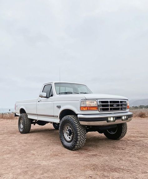 Ford Lifted Trucks, Ford F250 Diesel, 1995 Ford F150, Ford Obs, Obs Truck, Custom Pickup Trucks, Old Ford Trucks, Classic Ford Trucks, Chevrolet Pickup