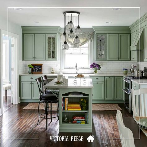 Would you paint your kitchen cabinets a minty green color like these or would you rather go with more traditional looking cabinets? ::: 🏡🏡🏡 ::: #realestate #property #renovated #kitchen #lovethisspace #keyesrealty Dutch Colonial Kitchen, French Country Cottage Kitchen, Kitchen Tile Mural, 1960s Kitchen Remodel, Kitchen Cabinet Trends, Kitchen Design Gallery, Cottage Kitchen Design, Country Cottage Kitchen, Colonial Kitchen