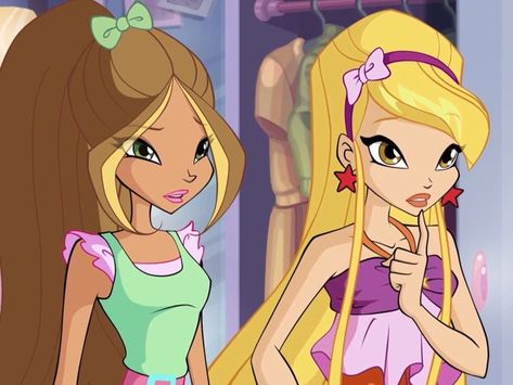 Blonde And Brunette Cartoon Characters, Best Friends Wallpaper, She Is My Best Friend, Blonde And Brunette Best Friends, Bloom Winx, Klub Winx, Best Friends Cartoon, Friend Cartoon, Theatre Arts