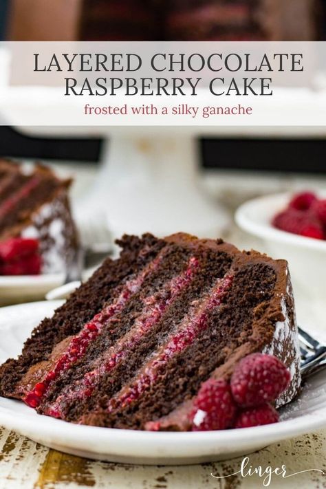 Chocolate Cake Raspberry Filling, Chocolate Cake With Raspberry Filling, Raspberry Cake Recipes, Dark Chocolate Raspberry, Raspberry Desserts, Ganache Frosting, Chocolate Raspberry Cake, Sweet Recipe, Raspberry Filling