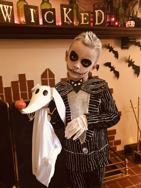 Jack Skeleton Diy Costume, Halloween Costumes Jack Skellington, Jack Skellington Diy Costume, Toddler Jack Skellington Costume, Jack Skellington Face Paint For Kids, Jack The Skeleton Costume, Jack Skellington Makeup For Guys, Jack Skellington Toddler Costume, Jack Skellington Costume Diy