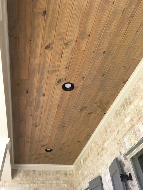 Stained Porch Ceiling, Pine Stain Colors, Patio Ceiling Ideas, Cedar Porch, Patio Ceiling, Modern Exteriors, Wood Plank Ceiling, Wooden Ceiling Design, Interior Cladding