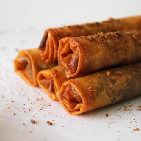 Fried Cheese and Za'atar Spring Rolls - The Matbakh Spring Roll Pastry, Quick Appetizer, Fried Spring Rolls, Fried Cheese, Classic Appetizers, Za Atar, Egg Roll Wrappers, Kinds Of Cheese, Quick Appetizers