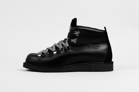 Wings+Horns X Danner Mountain Light Boot @wingsandhorns @DannerBoots1932 Trade Offer, Wings And Horns, Danner Boots, Danner Mountain Light, Danner Mountain Light Boot, Boots Fall, Dr. Martens Boots, All Black Sneakers, Hiking Boots