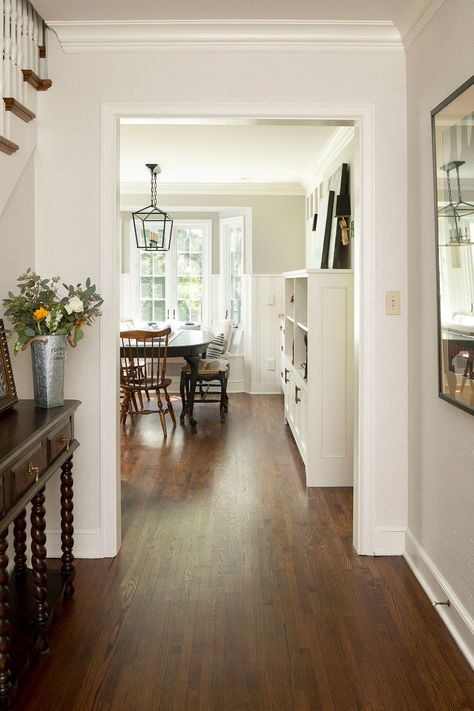 White Oak Floors With Dark Furniture, Decorating With Red Hardwood Floors, Mid Tone Brown Wood Floors, Red Brown Floor Living Room, Walnut Floors Living Room Paint Colors, Red Oak Floor Living Room, Wood Floor Stains On Red Oak, Chestnut Floors Living Room, Red Oak Stained Floors