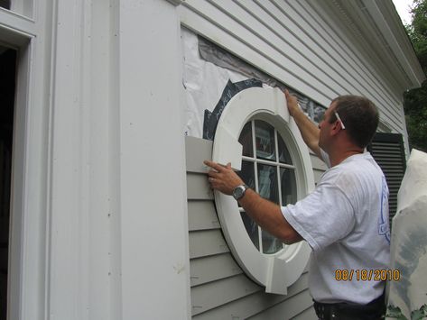 Round Window Ideas, Round Windows Exterior, Round Windows Ideas, Vertical Vinyl Siding, Oval Windows, Window Mirrors, Circle Window, Historic Windows, Arched Cabin