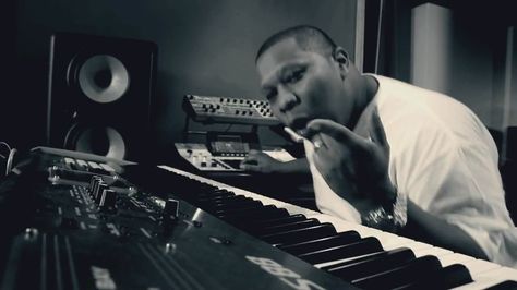 Mannie Fresh & His MPC4000 Mannie Fresh, Funk Music, Boom Bap, Music Producers, Radio Station, Music