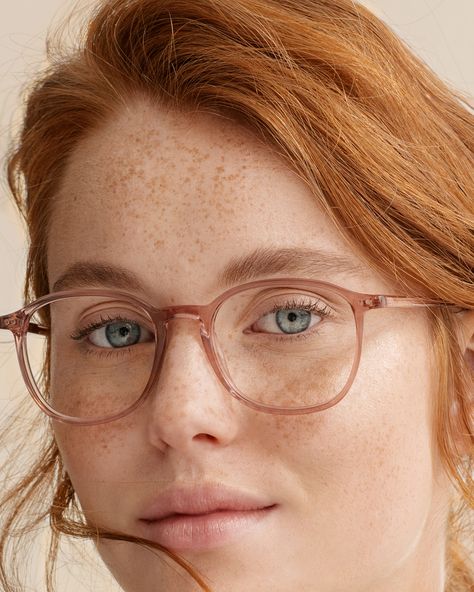 Glasses On Redheads, Red Hair And Glasses, Hair And Glasses, Glasses Trends, Handmade Sunglasses, Copper Hair, Womens Glasses, Eyeglasses For Women, Eye Glasses