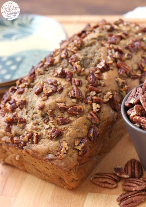 Maple Pecan Banana Bread Recipe from @akitchenaddict Maple Banana Bread, Pecan Flour, Banana Pecan Bread Recipe, Pecan Banana Bread, Pecan Bread Recipe, Banana Pecan Bread, Pecan Bread, Banana Nut Bread Recipe, Nut Bread Recipe