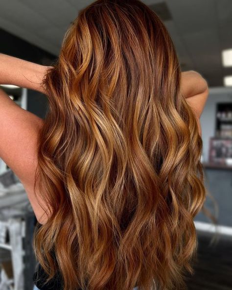 Pumpkin Spice Highlights On Brown Hair, Pumpkin Spice Hair Balayage, Pumpkin Balayage, Copper Highlights On Brown Hair Caramel, Pumpkin Spice Highlights, Pumpkin Spice Balayage, Autumn Highlights, Cowgirl Copper, Pumpkin Spice Hair Color