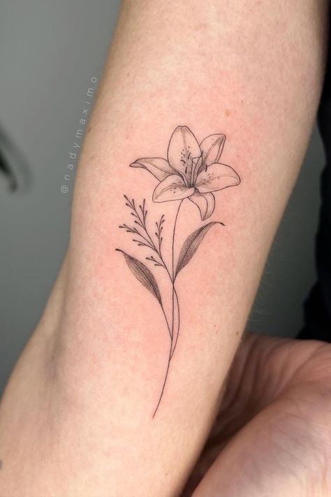 Delicate Flower Arm Tattoo, Asiatic Lilies Tattoo, Flower Lilly Tattoo, Italian Lily Tattoo, Daylilies Tattoo, Lily Flower Tattoo Designs For Women, Tattoo With Lily Flowers, Lilac And Lily Tattoo, Tiger Lilly Tattoo Design