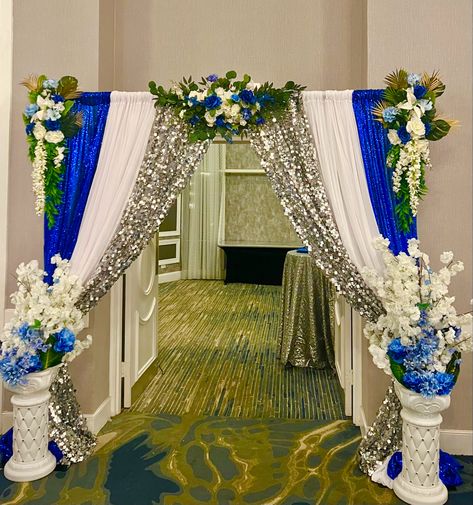 Party Entrance Decoration, Blue Table Decorations, Blue Orange Weddings, Baby Dedication Party, Engagement Dinner Party, Xv Ideas, Draping Ideas, Blue Wedding Decorations, Blue Party Decorations