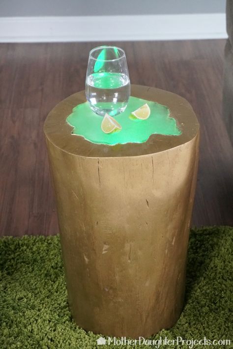 Learn how to make a lamp out of a found stump. All using epoxy, pool noodle, and LED light. Stump End Table, Log Lamp, How To Make Resin, Wood Lamp Shade, Mother Daughter Projects, Led Lighting Diy, Home Decor Ideas Diy, Make A Lamp, Metallic Spray Paint