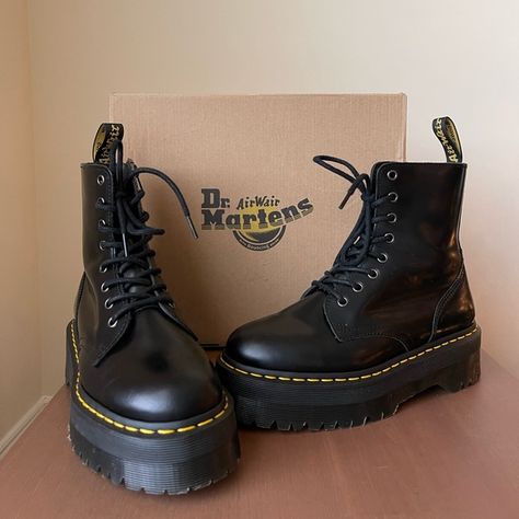 Dr Martens Jadon Platform Boots Doc Martens Jadon Platform, Dr Martins Outfits Women, Dr Martin Outfits Women, Dr Martins Outfits, Dr Martens Platform Boots, Doc Martens Jadon, Dr Martin Boots, Dr Martens Jadon Boots, Jadon Platform Boots