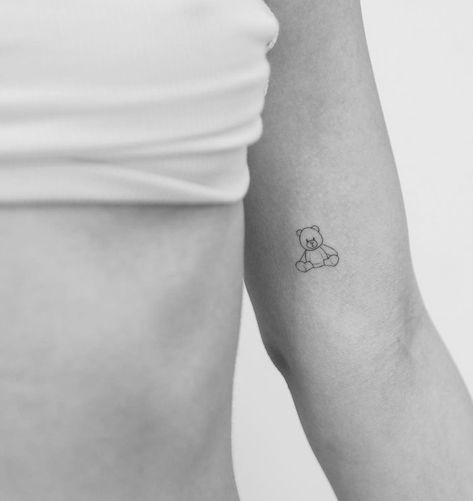 Micro Bear Tattoo, Subtle Bear Tattoo, 2 Bears Tattoo, Bear Tattoo Fineline, Tiny Tattoos Men, Jellycat Tattoo, Bear Fine Line Tattoo, Teddy Bear Head Tattoo, Childhood Toy Tattoo