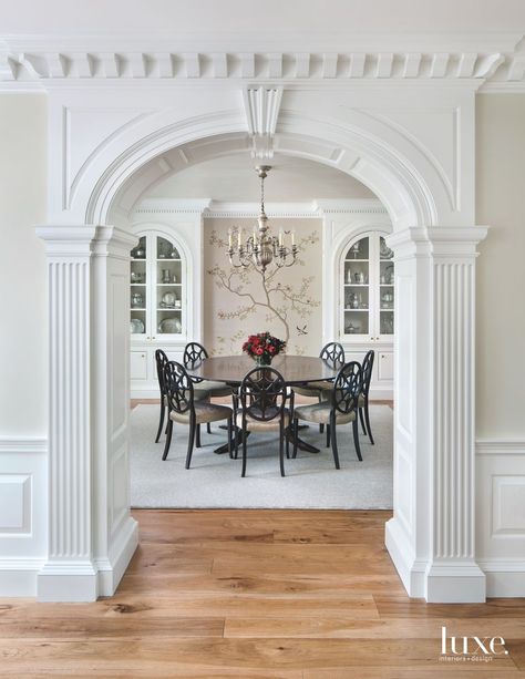 Federal Style House Interior, Archways In Homes, Federal Style House, Elegant Interior Design, House Arch Design, Entrance Design, Luxe Interiors, Elegant Interiors, Design Lab