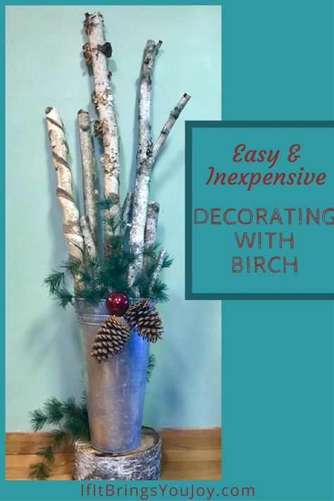 Birch Projects, Recycle Decoration, Decorating With Natural Elements, Birch Decorations, Birch Tree Decor Christmas, Decorating With Nature, Birch Wood Decor, Log Decor, Birch Tree Decor