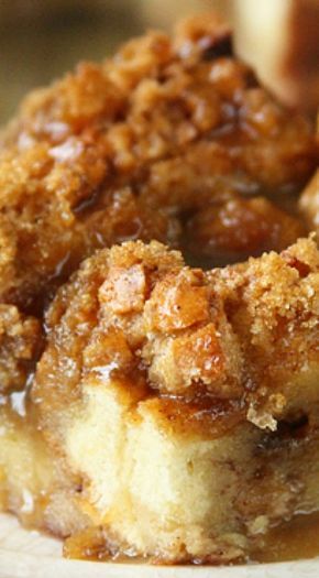 The Best Bread Pudding dessert. Try making with Jimmy John's Day Old Bread Puding Pisang, Best Bread Pudding, Bread Pudding Dessert, Best Bread Pudding Recipe, Puding Roti, Pudding Dessert, Jimmy Johns, Best Bread, Bread Pudding Recipe