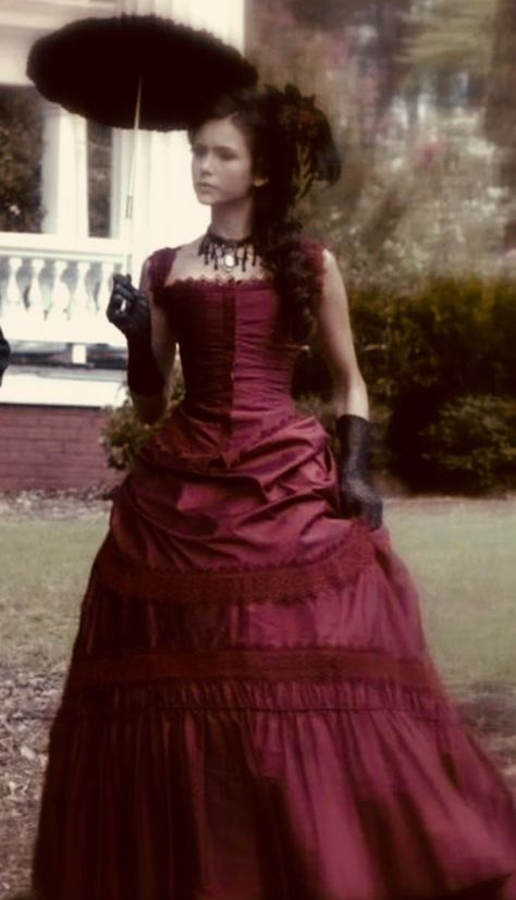 Victorian Prom Dress, Victorian Ballroom, 1800s Dresses, Katherine Pierce Outfits, Victorian Vampire, Ballroom Gowns, Period Dress, Steampunk Corset, Old Fashion Dresses