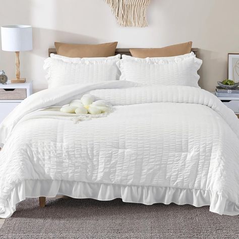 Amazon.com: JOLLYVOGUE Queen Comforter Set, 3 Pieces White Seersucker Comforters Queen Size, Lightweight & Fluffy Bedding Sets Queen for All Season with 1 Ruffle Comforter and 2 Ruffle Pillowshams : Home & Kitchen White Bedding Queen, White Bedsheets Ideas, Cute Comforters Aesthetic, White Bed Comforters Ideas, Cream Quilt Bedding, Cute Comforter Sets, Coastal Comforter, Preppy Comforter, All White Bedding