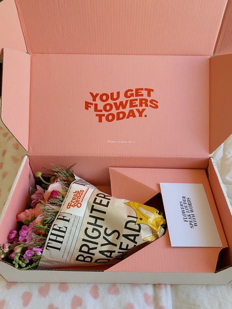 Seeding Kit Influencer, Influencer Unboxing Ideas, Marketing Box Ideas, Influencer Gift Box Ideas, Creative Pr Box Ideas, Creative Pr Package Ideas, Pr Gift Ideas, Influencer Box Ideas, Pr Gift Packaging