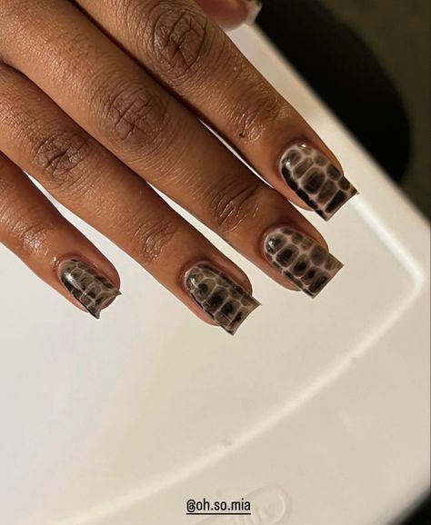 Short Black Croc Nails, Short Square Croc Nails, Full Croc Nails, Short Croc Nail Design, Short Alligator Nails, Black Alligator Nails, Short Nails Edgy, Black And White Croc Nails, Short Croc Print Nails