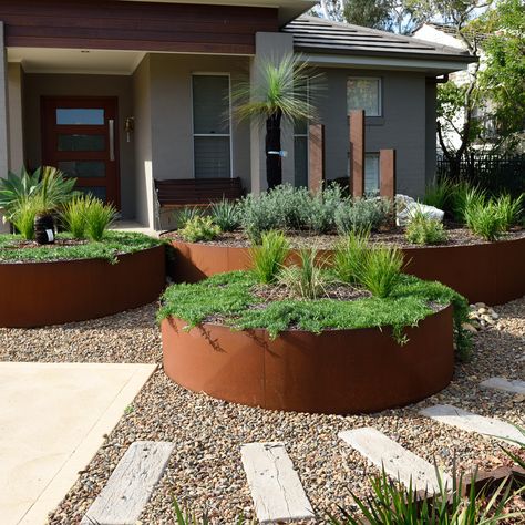 Australian Garden Design, Garden Edging Ideas, Australian Native Garden, Landscaping Simple, Australian Garden, Edging Ideas, Front Yard Landscaping Simple, Front House Landscaping, Have Inspiration