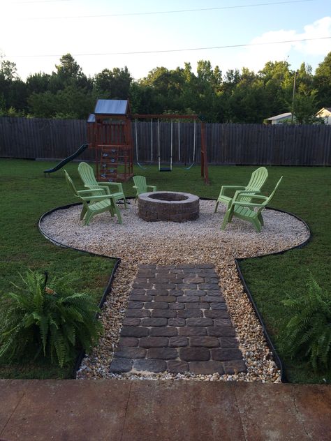 Landscape Ideas Around Fire Pit, Path Way Design, Backyard Tanning Area Diy, Fire Pit Area Backyard, Front Yard Fire Pit, Chimney Fire Pit, Outdoor Furniture Diy, Diy Backyard Patio, Outdoor Fire Pit Designs