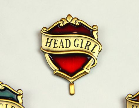 New Head Girl Gryffindor Badge - Harry Potter Movie & Pottermore Pin Version!! Only at KingsCross!! Head Girl Badge, Victorie Weasley, Gryffindor Badge, Harry Potter Rpg, Hp Movies, Harry Potter Accessories, Harry Potter Friends, Harry Potter Movie, Hufflepuff House