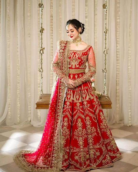 Red Bridal Lehenga Pakistani, Fashion Career Aesthetic, Fashion Color Hair, Fashion Boutique Interior, Bridal Lehenga Pakistani, Fashion Aesthetic Wallpaper, Lehenga Images, Career Aesthetic, Lehenga For Girls