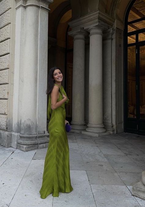 Green Wedding Guest Dress Green Wedding Guest Dress, Green Wedding Guest Dresses, Black Wedding Guest Dresses, Blue Wedding Guest Dresses, Wedding Guest Dress Trends, Summer Wedding Guest Dress, Green Satin Dress, Long Party Dress, Long Green Dress