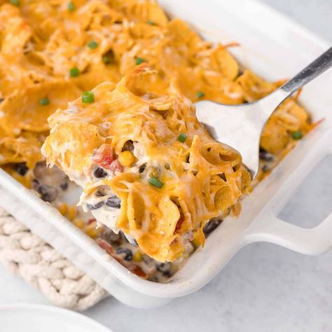 Frito Chicken, Frito Casserole, Family Favorite Casseroles, Favorite Casserole Recipes, Leftover Casserole, Hamburger Casseroles Recipes, Garlic Roasted Broccoli, Easy Casserole Recipes, Chicken Recipes Casserole