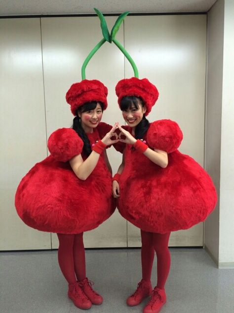 Fruit Clothes, Silly Costumes, Fruit Costumes, Momoiro Clover Z, Food Costumes, Maid Cosplay, Film Inspiration, Alternative Outfits, Cool Costumes