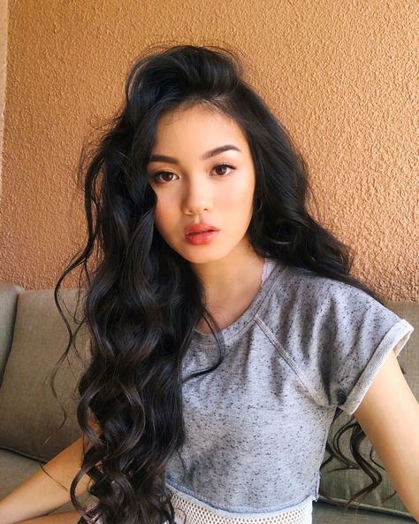 36.2k Likes, 470 Comments - Jessica Vu (@jessyluxe) on Instagram: “My hair is getting too long  set: @nunbangkok” 100 Human Hair Extensions, Flat Twist, Scene Hair, Body Wave Hair, Long Black Hair, Hair Lace, Hair Waves, Remy Human Hair, Hair Bundles