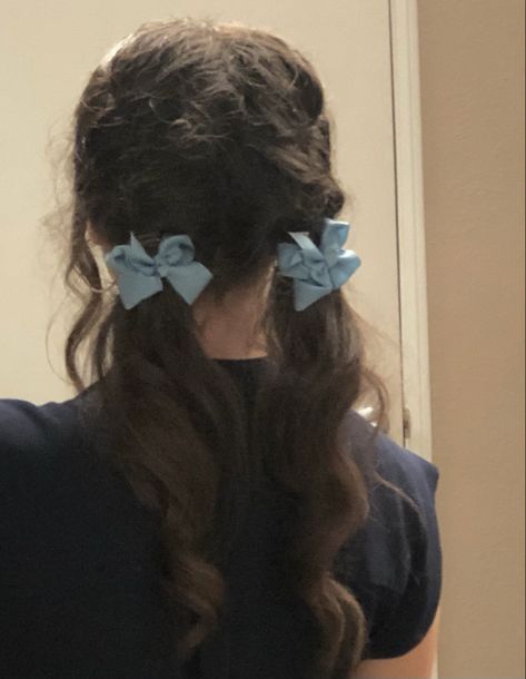 Bow Hair Style Bow Hairstyles, Bow Hairstyle, Trendy Hairstyle, Ribbon Hairstyle, Body Modification, Peinados Fáciles Para Cabello Corto, Hair Stylies, Penteado Cabelo Curto, Dream Hair