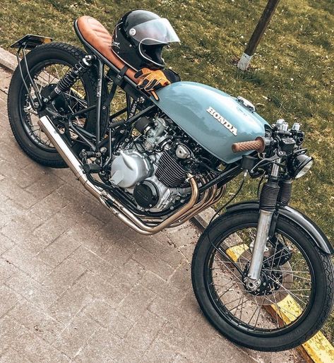 Cb550 Cafe Racer, Cb 750 Cafe Racer, Cb Cafe Racer, Cb750 Cafe Racer, Brat Bike, Best Motorbike, Brat Cafe, Мотоциклы Cafe Racers, Cafe Bike