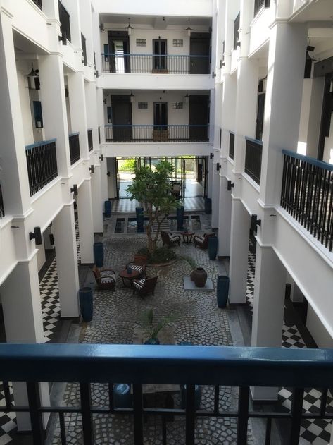 Small Apartment Complex, Small Apartment Building, Hostels Design, Apartments Exterior, Architecture Design Process, Apartment Exterior, Hoi An Vietnam, House Interior Design Styles, Residential Building Design