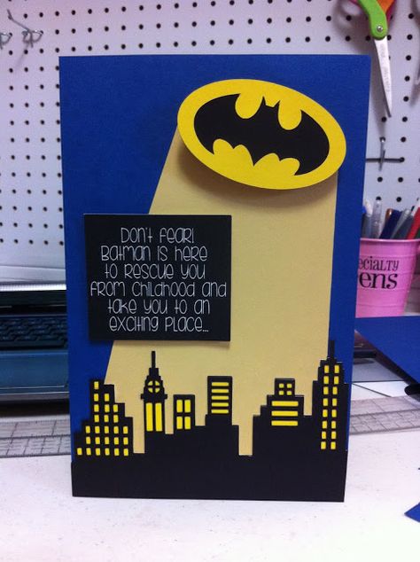 Batman Birthday Card from Pink and Paper. Batman Gift Ideas, Batman Birthday Card, Batman Card, Batman Ideas, Batman Diy, Idee Cricut, Boy Diy, Batman Birthday, Birthday Cards For Boys