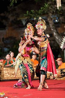 Ramayana Dance, Bali | Flickr - Photo Sharing! Bali Dance, Bali Culture, Bali Girls, Sejarah Asia, Indonesia Traditional, Bali Art, Cultural Dance, Indonesian Culture, World Dance