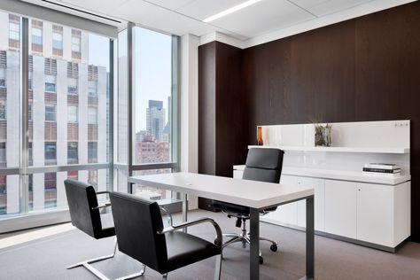 222 East 41st Offices - New York City - 6 Fogarty Finger, Lawyer Office Interior, Manager Room, Law Office Design, Office Cabin Design, Minimal Office, Executive Office Design, Office Room Design, Office Cabin