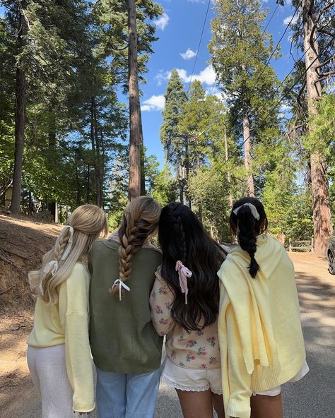 Wanna get a cabin this weekend and do cute girly things?🥹🫶🏼 Fall inspo, girls trip, braid inspo, cute girly things, cabin getaway, lake arrowhead, big bear, fall aesthetic, fall outfits Friends Getaway Weekend, Big Bear Cabin Aesthetic, Four Girls Aesthetic, Cabin Girls Trip Aesthetic, Girls Cabin Trip Aesthetic, Cabin Weekend Aesthetic, Girls Cabin Weekend Ideas, Big Bear Outfit, Cabin Trip Aesthetic