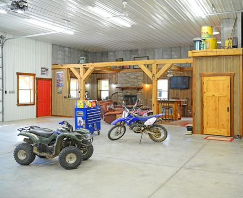 23 Can’t-Miss Man Cave Ideas for Your Pole Barn - Wick Buildings Pole Barn Interior Ideas, Barn Interior Ideas, Pole Building Garage, Pole Barn Shop, Diy Pole Barn, Pole Barn Ideas, Pole Barn Construction, Carport Modern, Pole Barn Designs