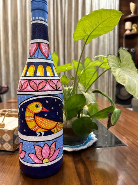 Bottle Art For Diwali, Aesthetic Bottle Painting, Beer Bottle Art, Bottle Art Projects, Nursery Drawings, Pot Craft, Painted Glass Bottles, Vase Painting, Pot Art