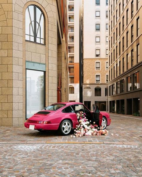 Porsche Kultur ™ on Instagram: "Sunday drive with this beautiful Porsche 964 in Ruby Stone 🌸   Top pictures by @azzyjelly x @pioen_flora   #porsche #porsche911 #porscheclassic #porschemoment #porscheclub #porschelove #porschelife #classicporsche #vintageporsche #aircooled #luftgekühlt #classiccars #vintagecars #retro #porsche964 #964turbo #rubystone #carsofinstagram #carstagram #drivetastefully #tokyo #porschephotography" Porsche Flowers, Porsche 365, Giving Flowers, Porsche Classic, Porsche 964, Ruby Stone, Drive, Lifestyle Photography, Styled Shoot