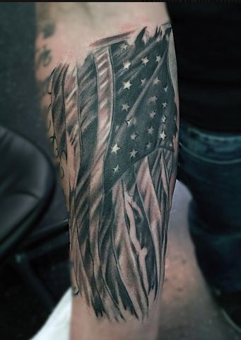 American Flagtattoo by artist Em Becker #tattoo #tattooart #tattooartist #inkart #art #bodyart #tattoos #tattooinspiration #tattooideas #america #americatattoo #flag #flagtattoo American Flag Shoulder Tattoo, Tattered American Flag Tattoo, American Flag Forearm Tattoo, Panther Tattoo, City Tattoo, Flag Tattoo, Forearm Tattoo, Arm Sleeve, Shoulder Tattoo