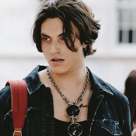 Samuel Larsen Aesthetic, Glee Season 4, Samuel Larsen, Ruffles Potato Chips, Military Haircut, Shaggy Rogers, But You Didnt, After Movie, Fashion Aesthetics