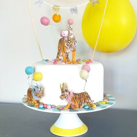 Tiger Party Decorations, Tiger Cake Topper, Tiger Party, Tiger Birthday Party, Tiger Cake, Tiger Birthday, Flamingo Birthday, Dinosaur Cake, Childrens Birthday Cakes