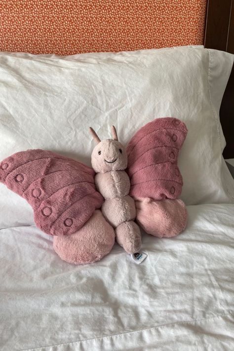 Stuffed Plushies, Timeless Interior, Cute And Cuddly, Natural Textiles, Newborn Essentials, Clothes Ideas, Pink Butterfly, Educational Toys, Interior Accessories